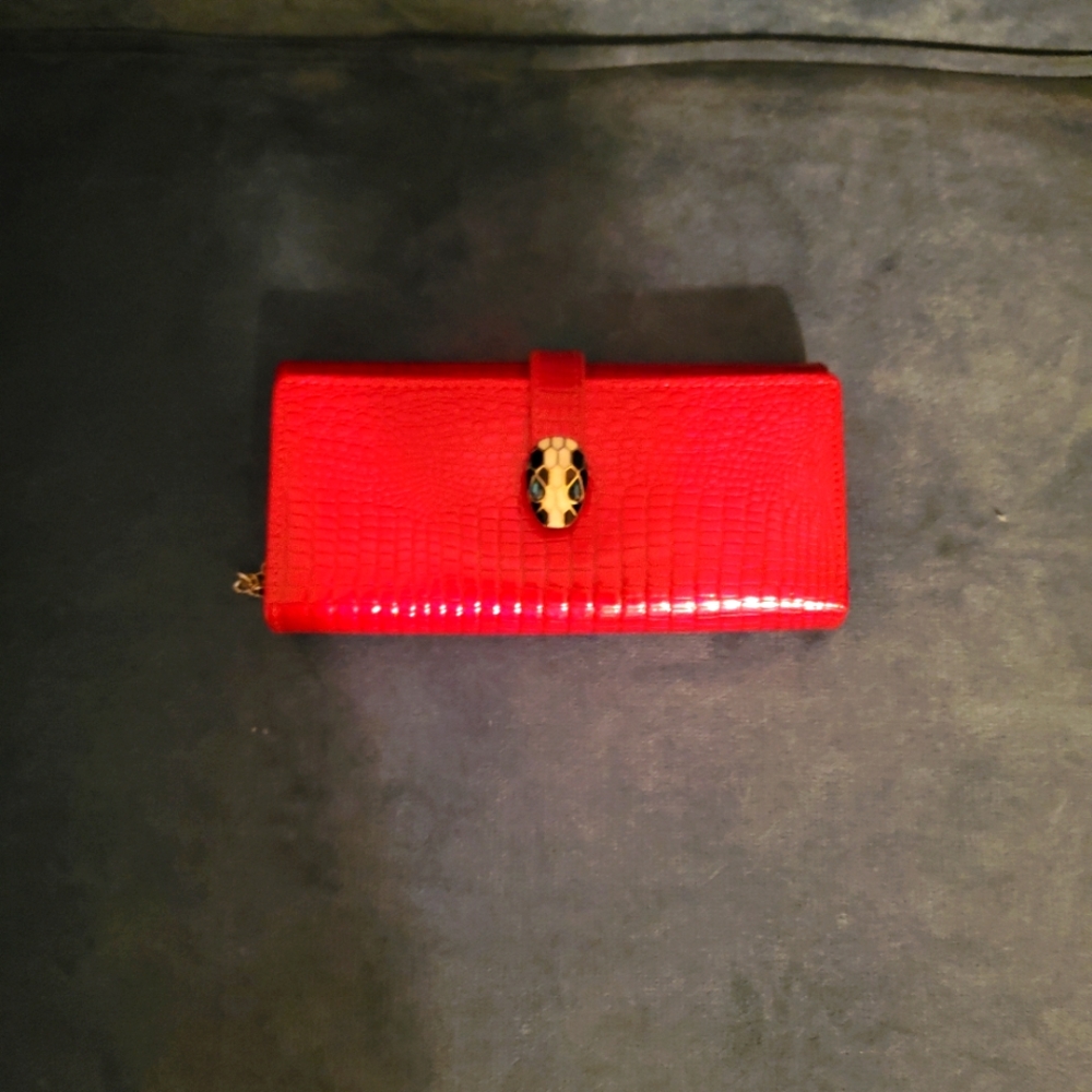 Red Wallet With Chain - image 1
